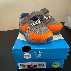 Stride Rite Kids Sneakers - LIGHT UP Gray and Orange